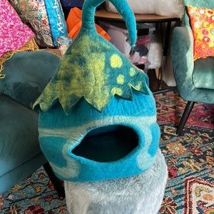 Elfin Felted Cat House